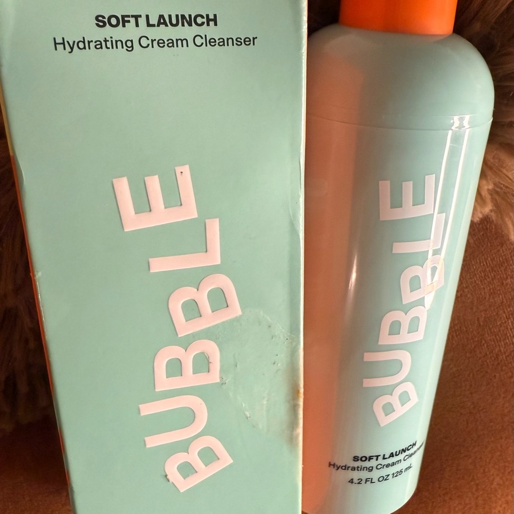 Bubble Soft Launch Hydrating Cream Cleanser - Mint and Orange